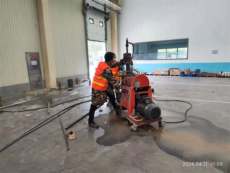 静安厂房地面下沉塌陷注浆加固施工